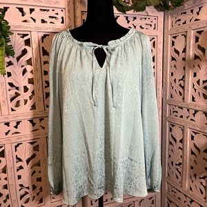 LAURA CONRAD LOVELY LIGHT AQUA GREEN RUFFLED LONG SLEEVE TOP